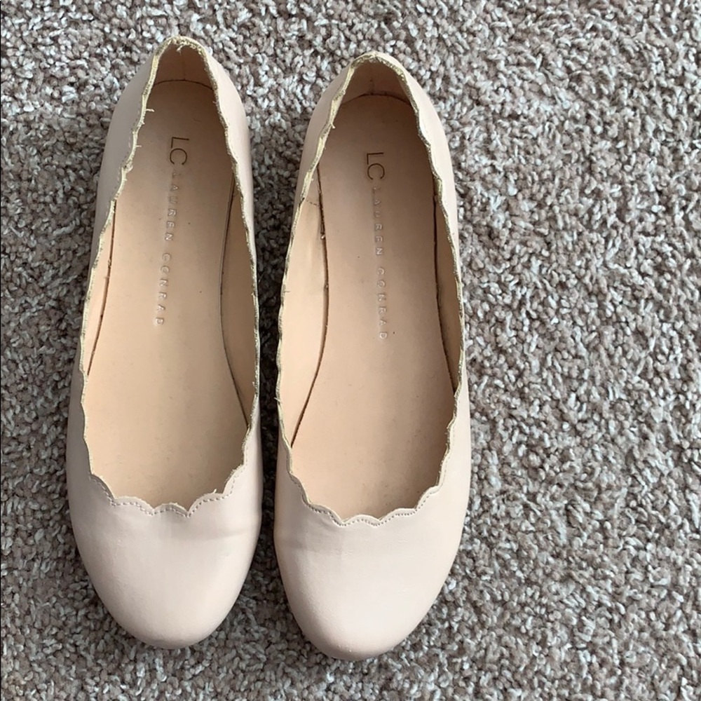 Nude flats